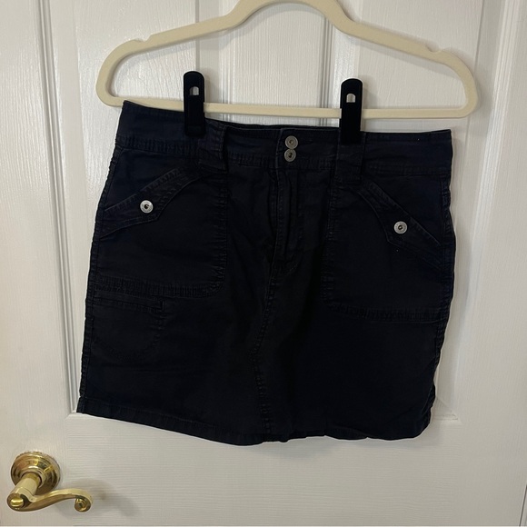 Black cargo mini skirt with built in shorts vintage - Picture 1 of 4